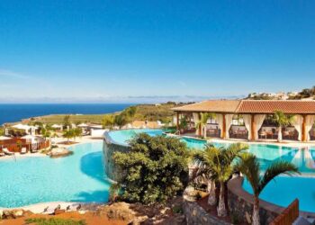 Maldives 5 Star Packages - 5 star Maldives Packages 2021