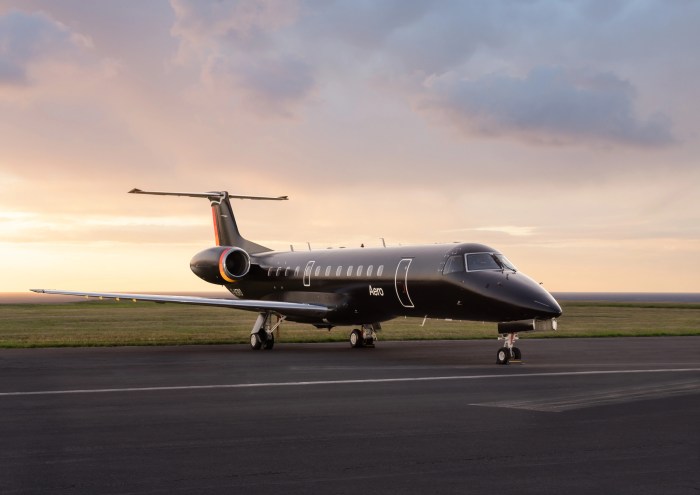 The Benefits Of Flying A Semi-Private Air Carrier