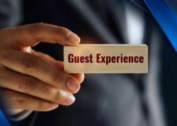 10 Best Ways to Improve the Guest Experience For Your Business